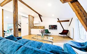 Cinema Apartments